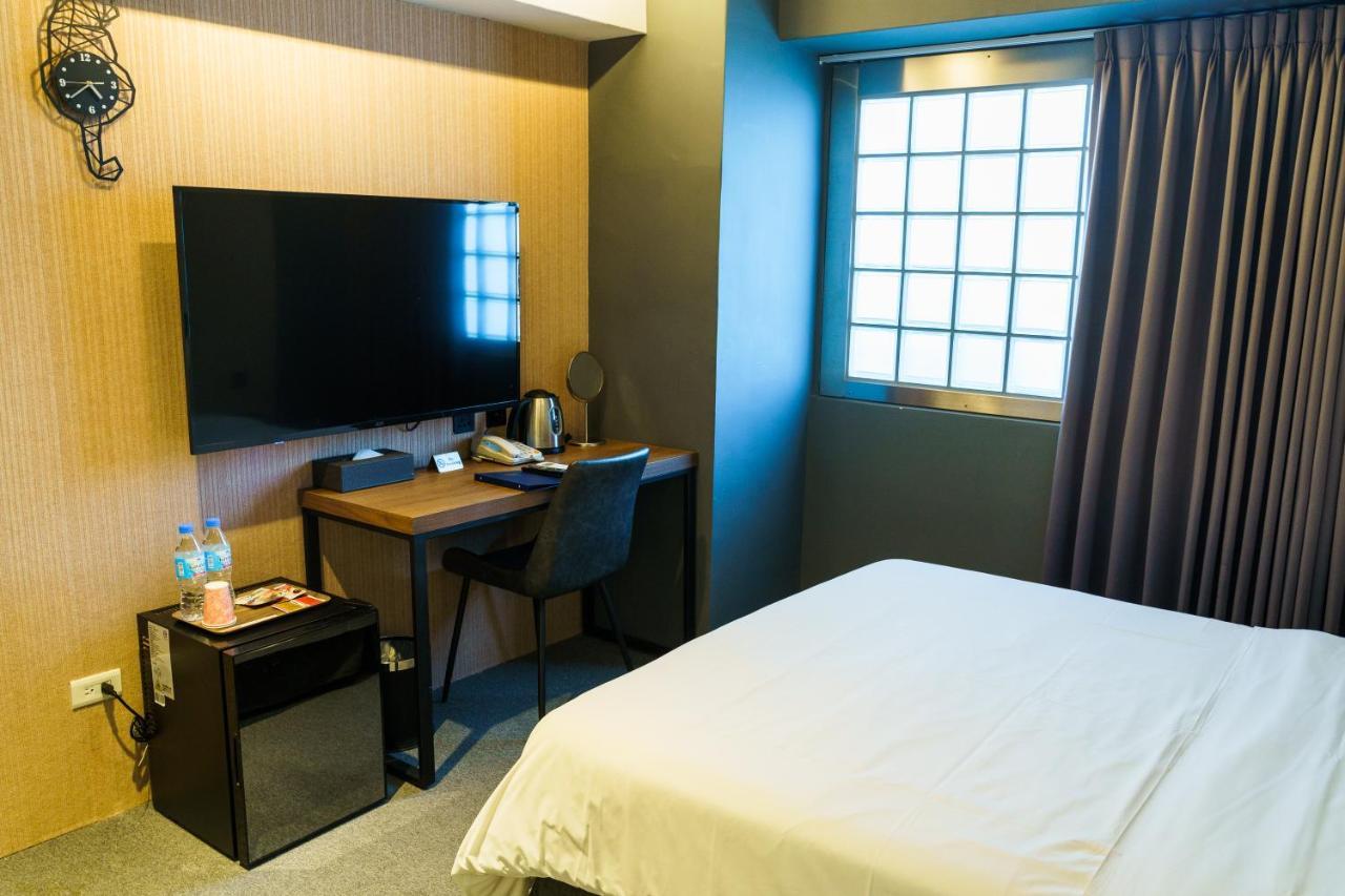 Doudian Ddinn Hotel Đài Trung Ngoại thất bức ảnh